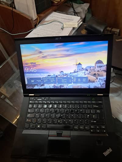 Lenovo Thinkpad T430s 4 GB Ram 300 GB HDD Charger included