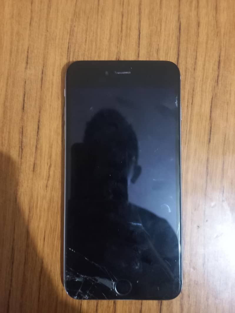 Apple iPhone 6S Plus 1