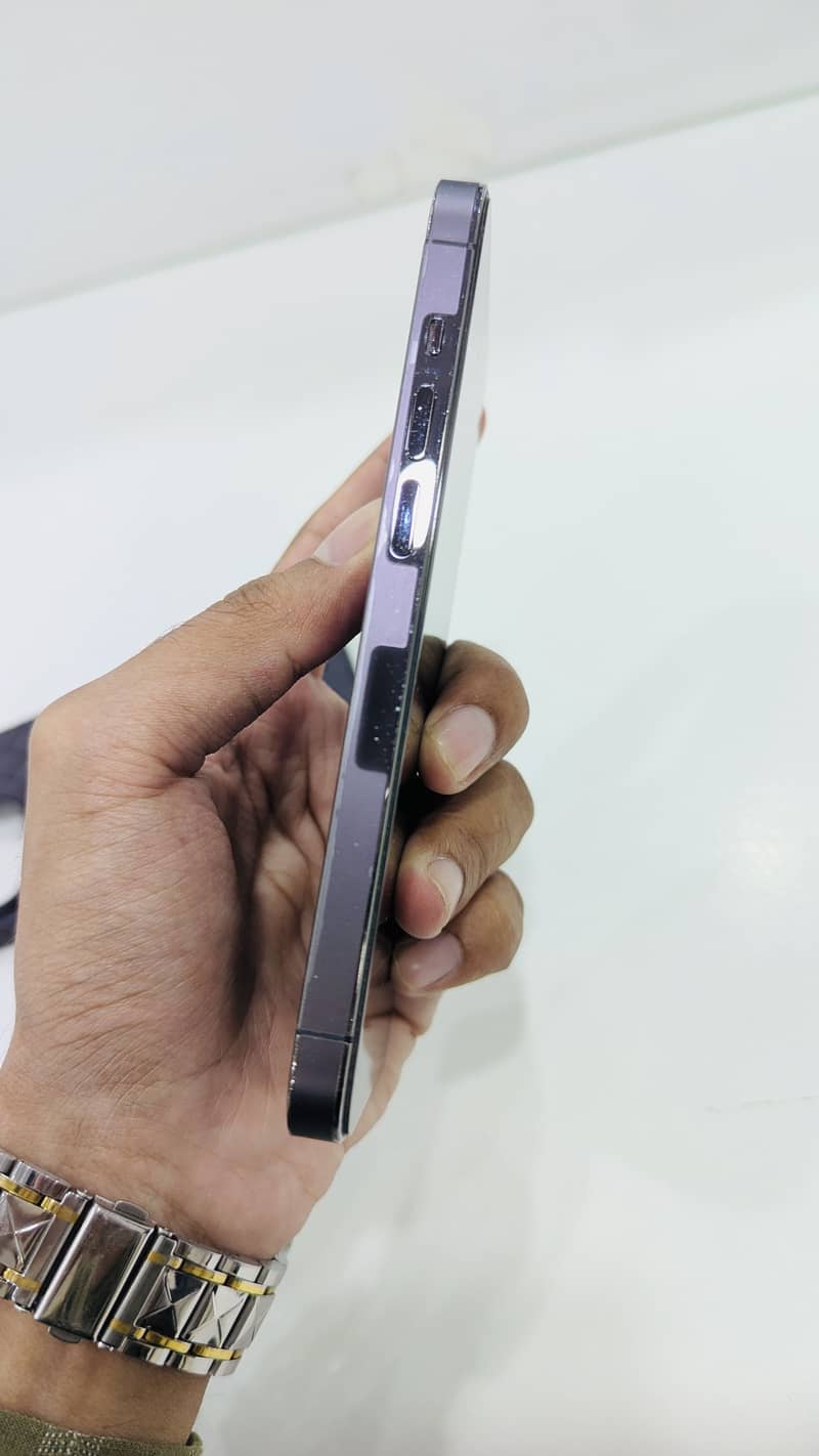 Apple iPhone 14 Pro 3