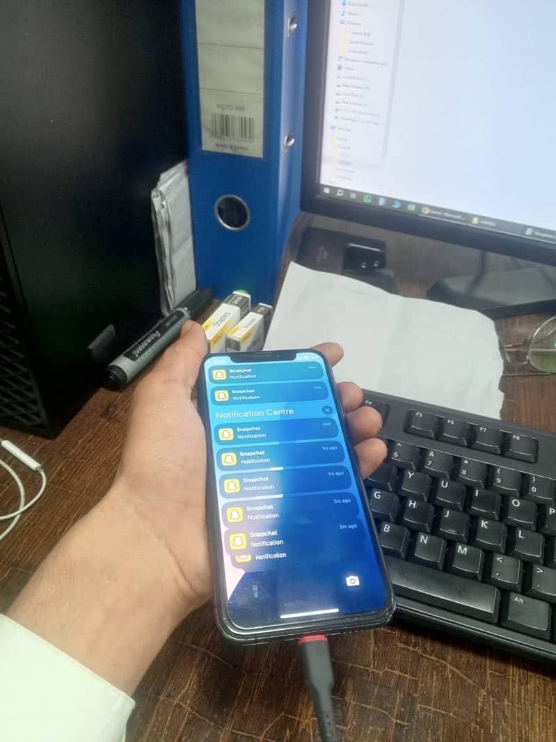 Apple iPhone XS 3