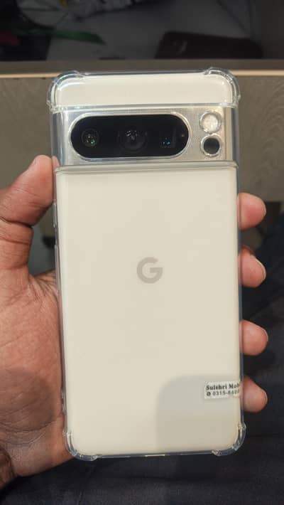 Google Pixel 8 Pro