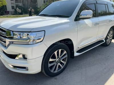Toyota Land Cruiser zx 2013/17 Urgent Sale