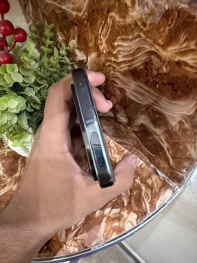 Google Pixel 9 Pro XL 2
