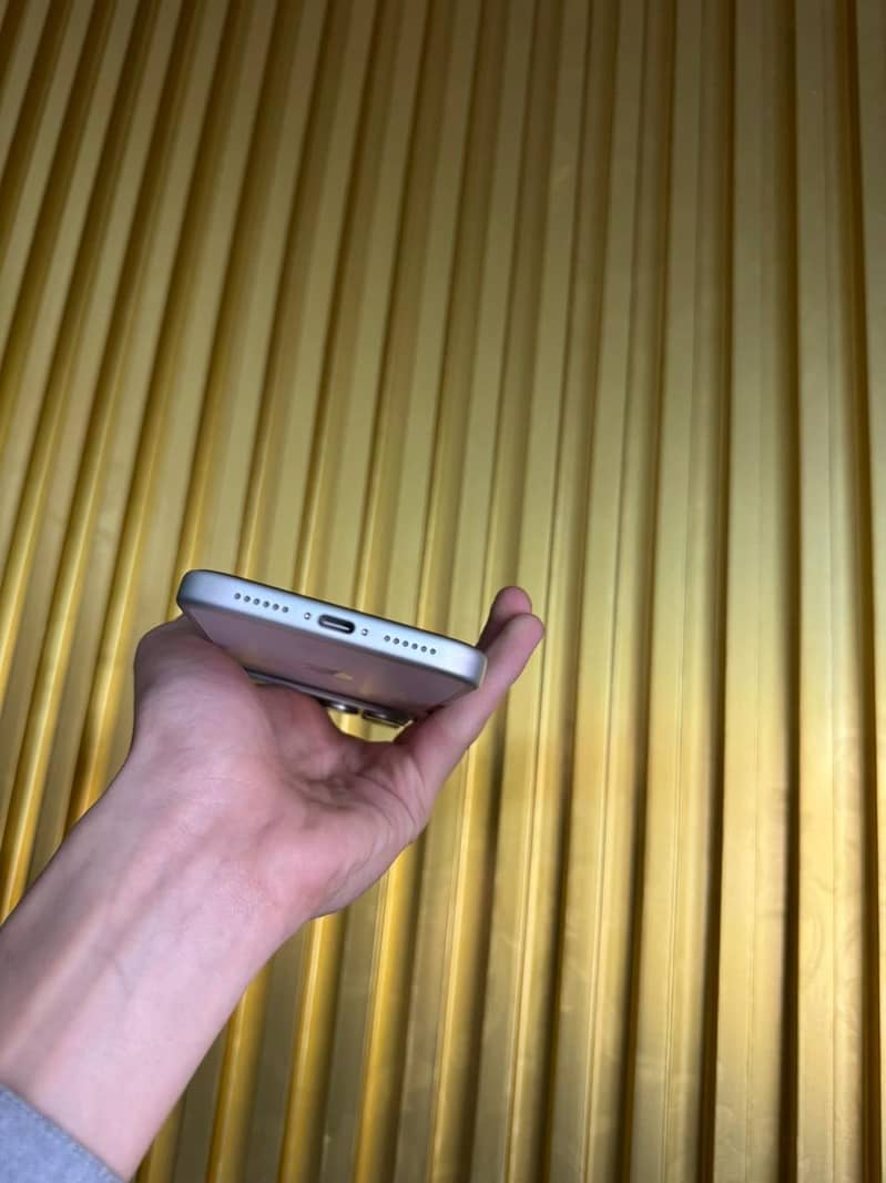 iPhone 17 pro max 16