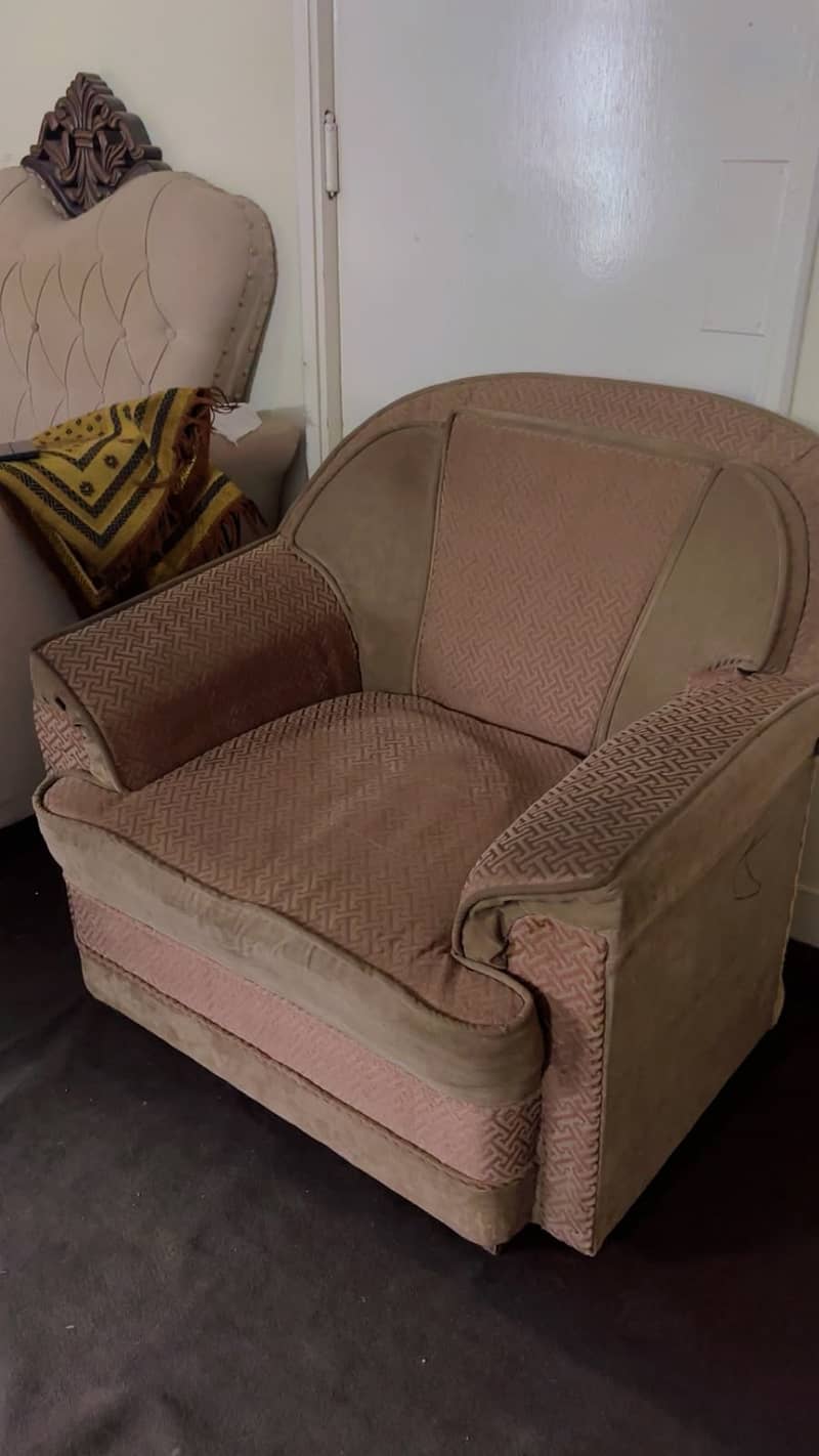Sofa + single beds (good condition) 1
