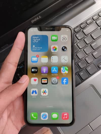 iPhone 11