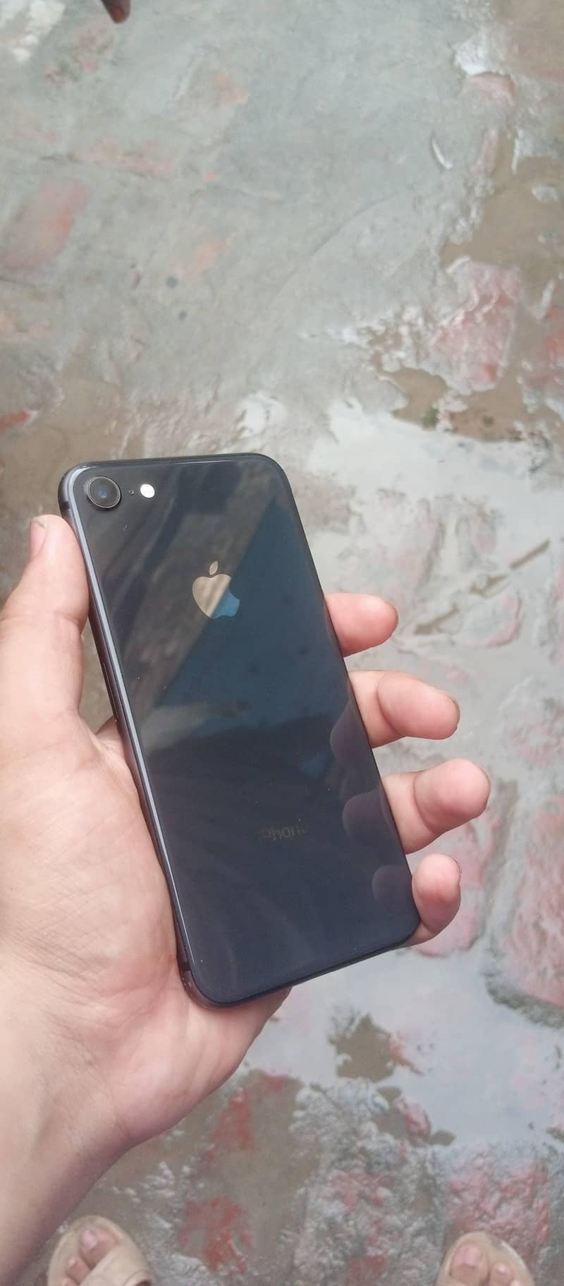 Apple iPhone 8 1
