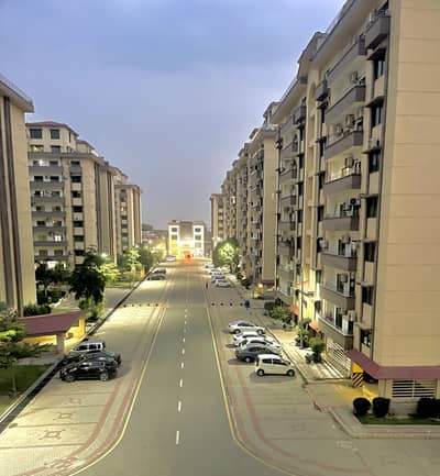 10 Marla 3 Bedroom Apartment For Sale In Askari 11 Lahore