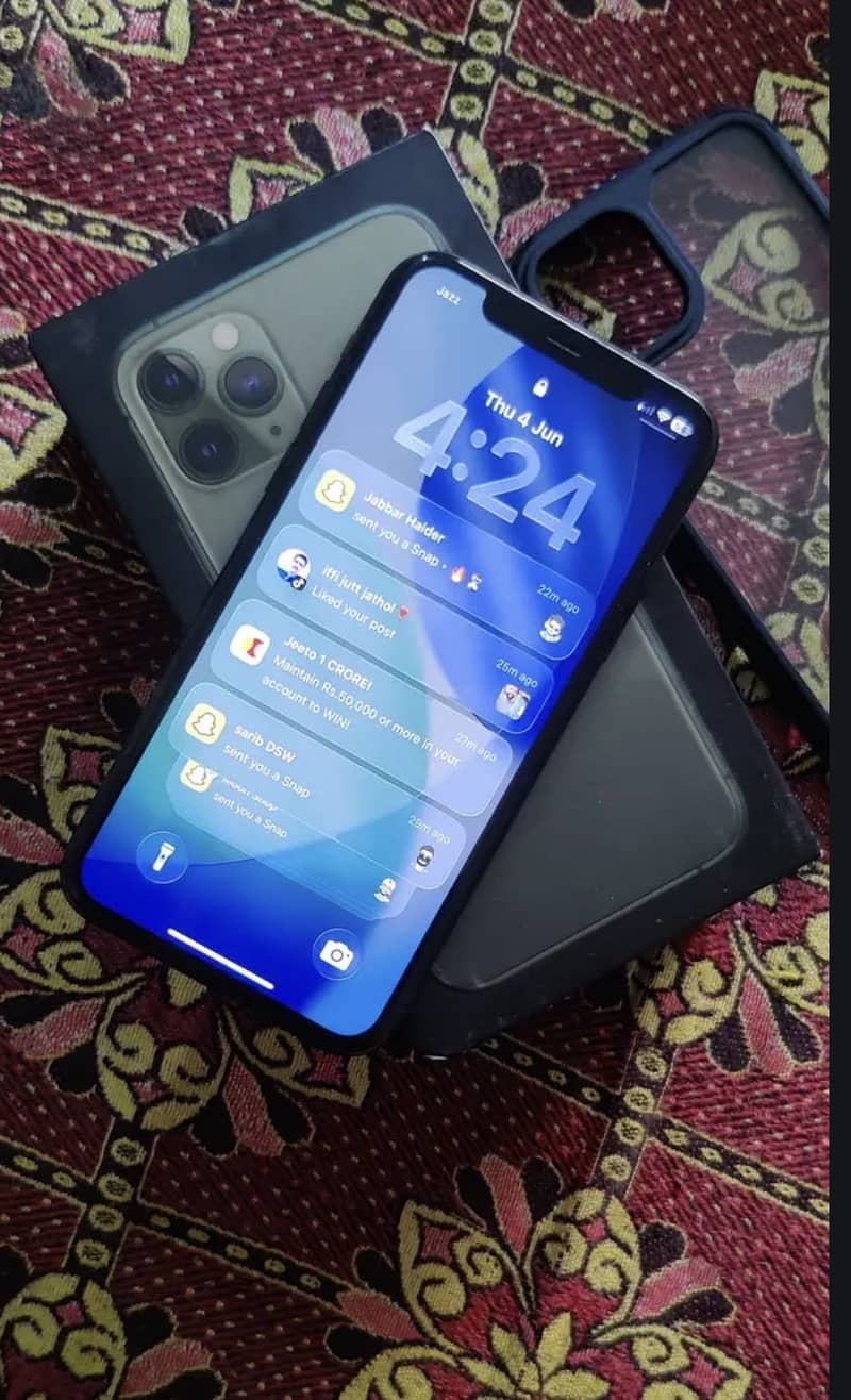 Apple iPhone 11 Pro 9