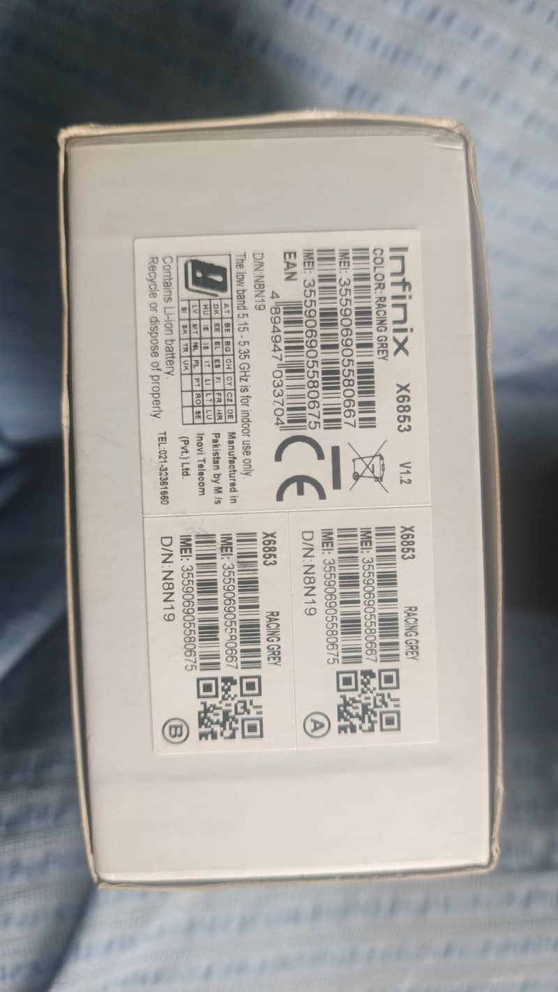 Infinix Note 40. 7