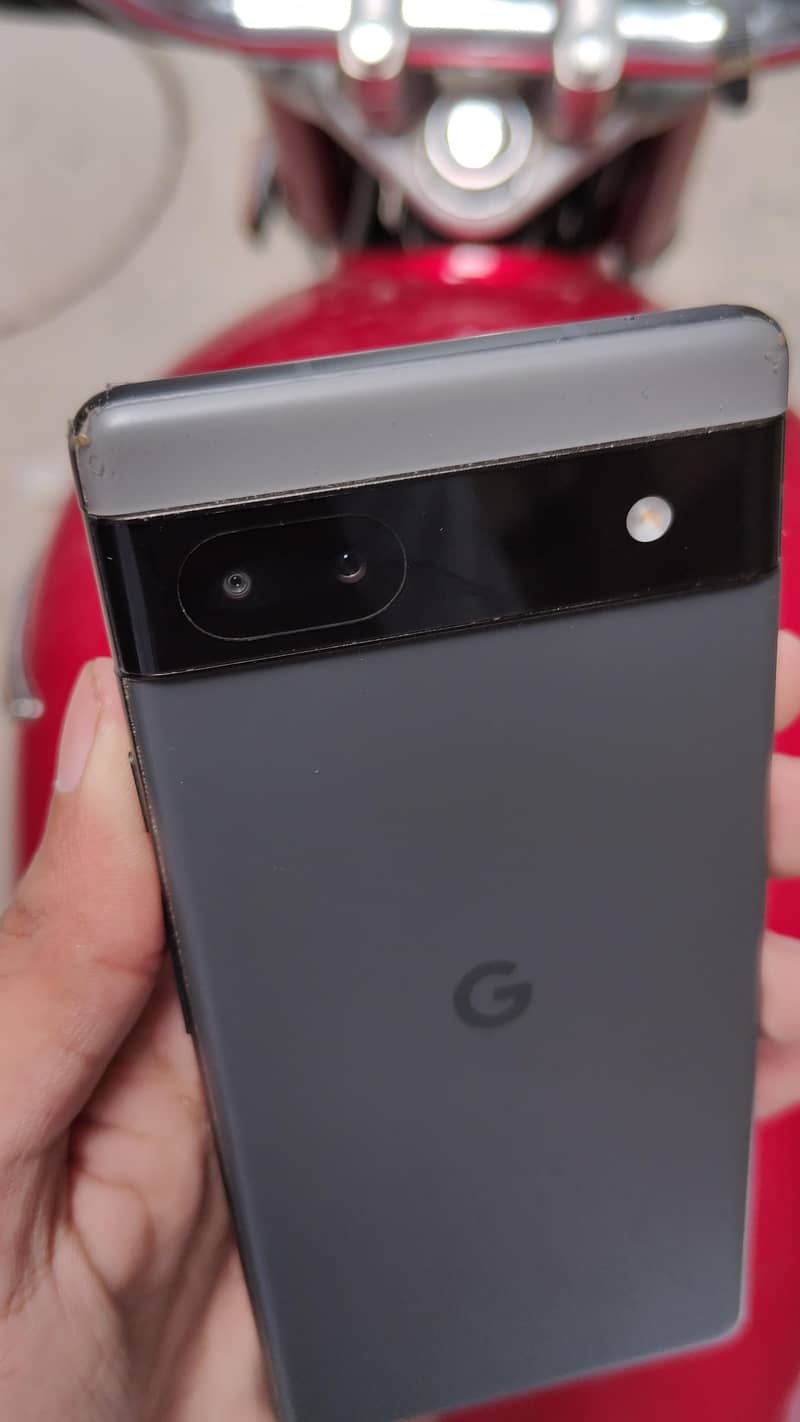 Google Pixel 6a 1