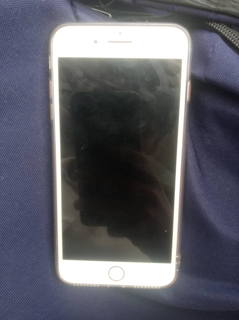 Apple iPhone 7 Plus 1
