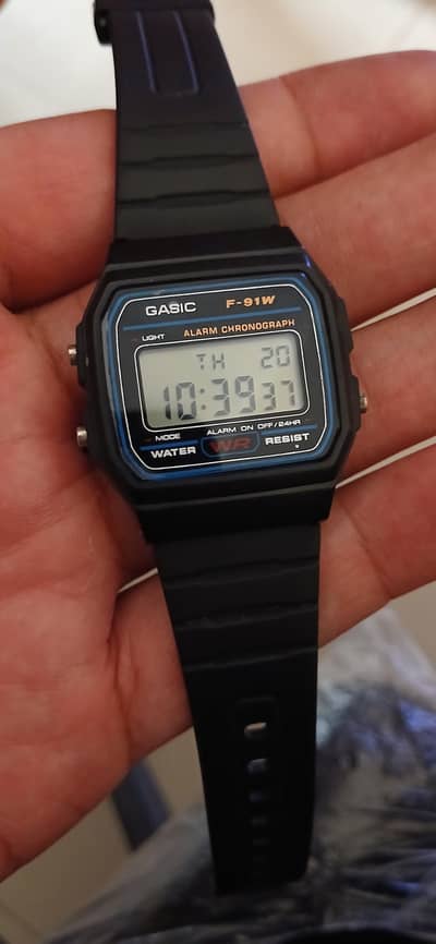 Gasic F91w watch.