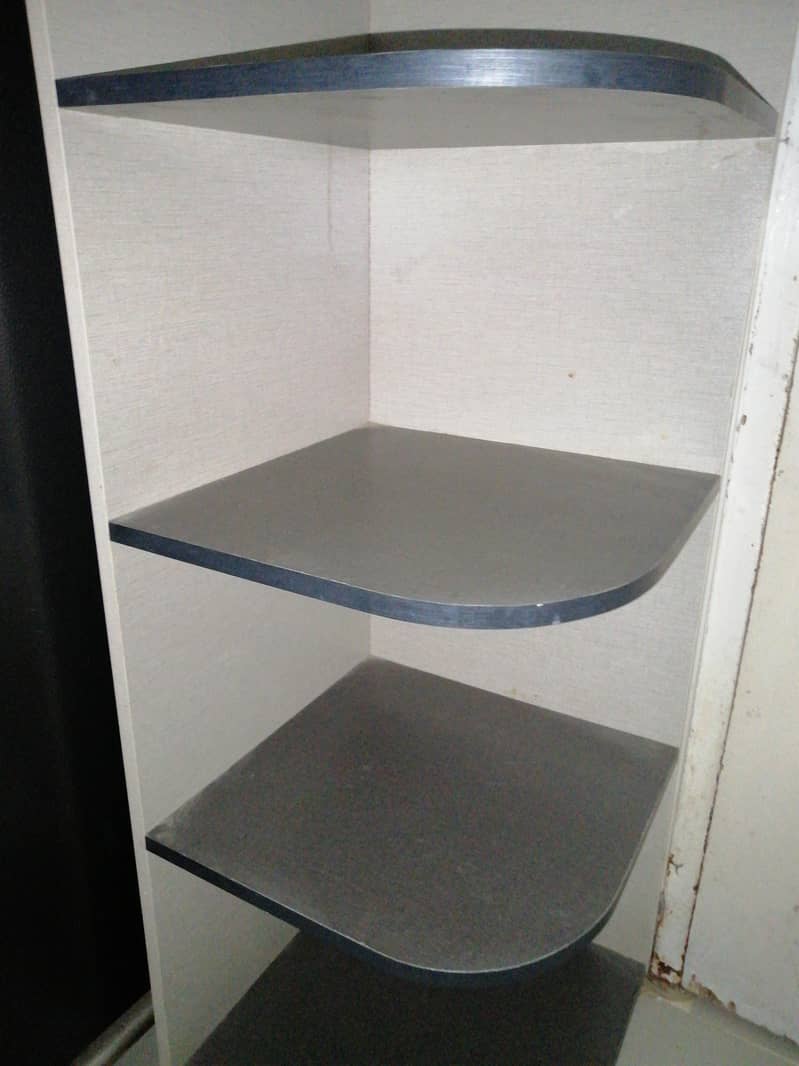 5 portion corner rack 2