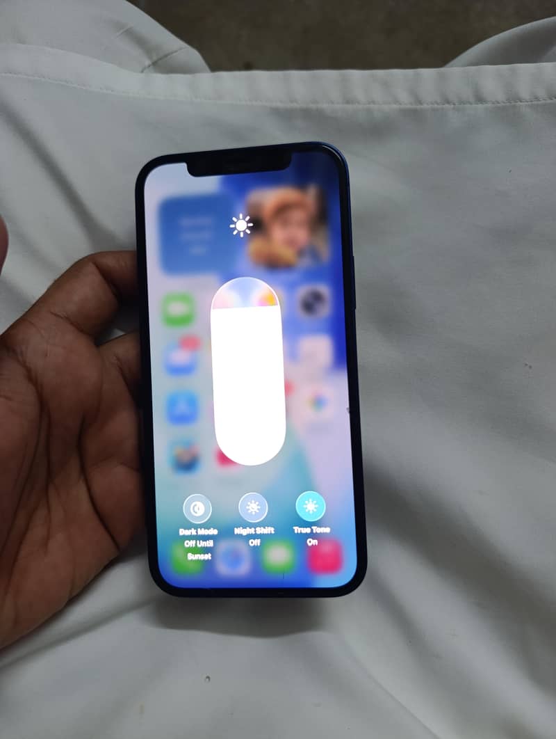 Apple iPhone 12 0