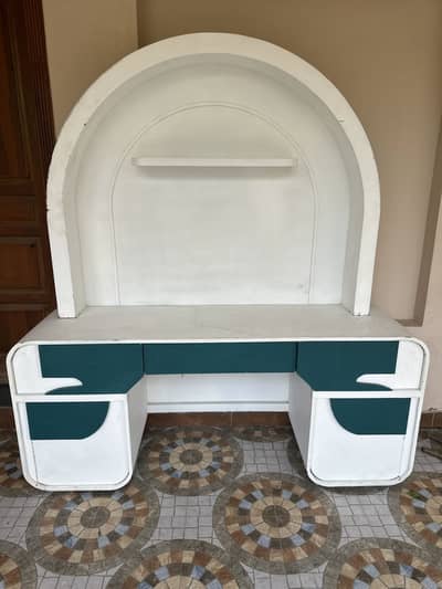 Luxury stylish Study Table Karachi made