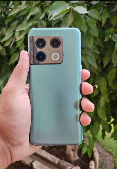 One Plus 10 Pro 5g