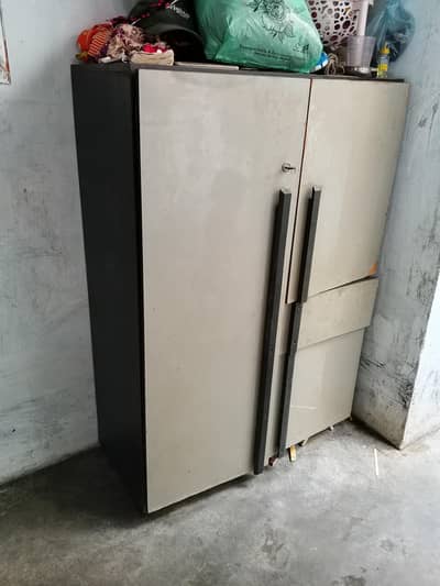 wardrobe