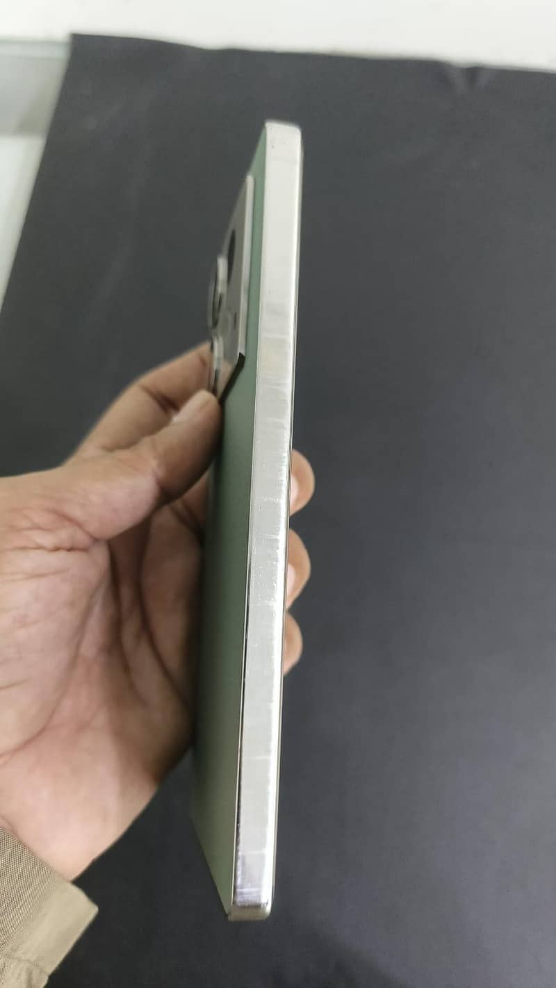 Infinix Note 40 4