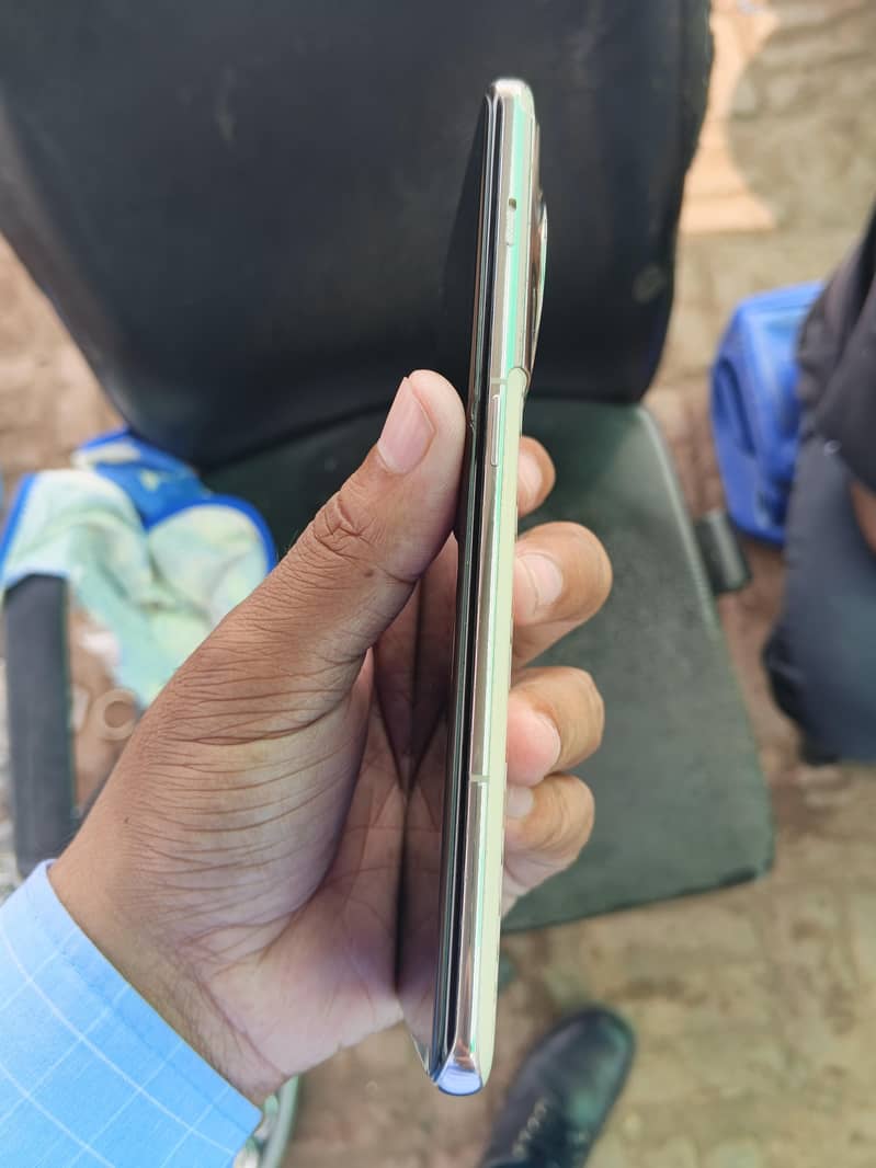 One Plus 11 2