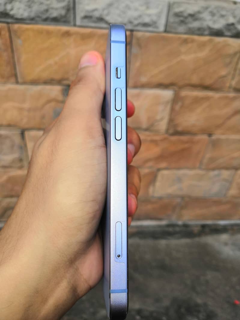 Apple iPhone 14 2