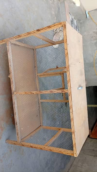 Durable Wooden Bird / Pet Cage in Good Condition