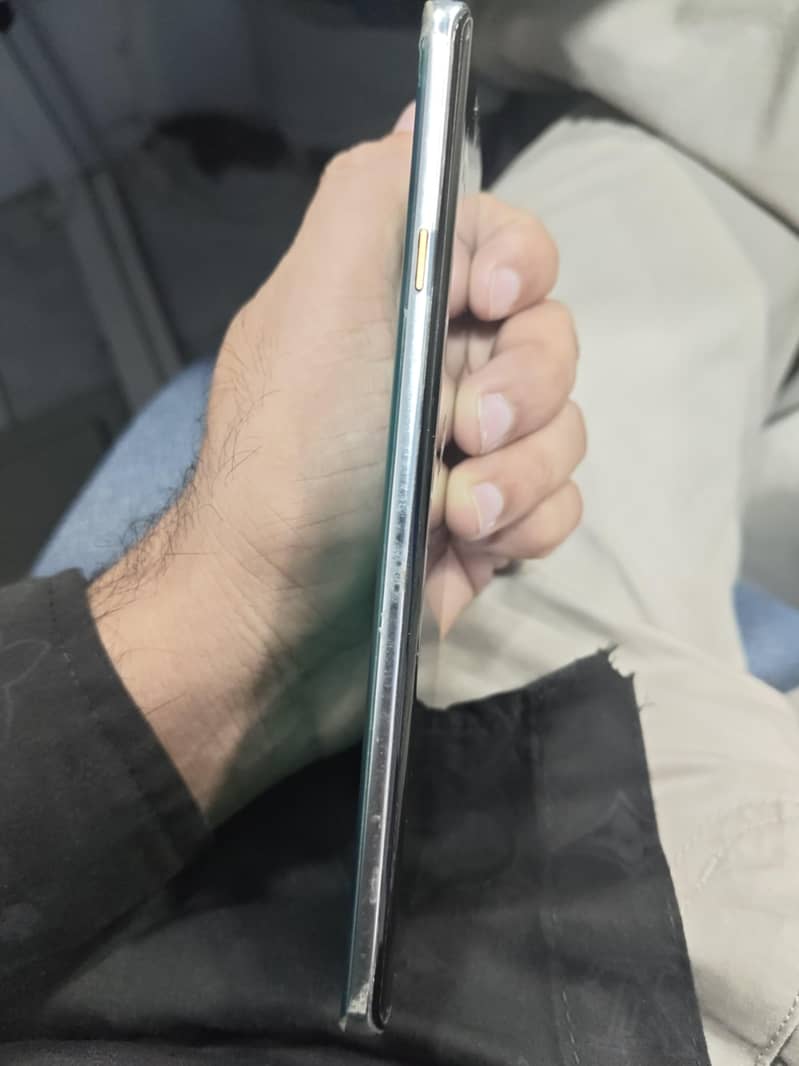 Tecno CAMON 40 Pro 5