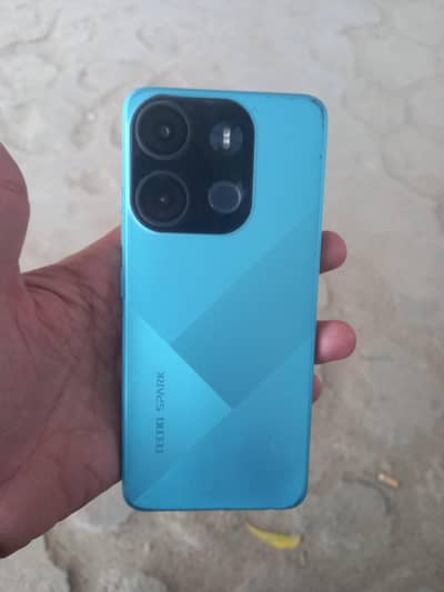 Tecno Spark Go box available