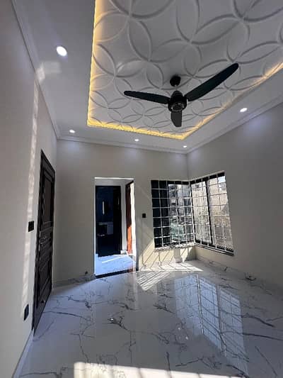 Prime Location House Is Avaialble