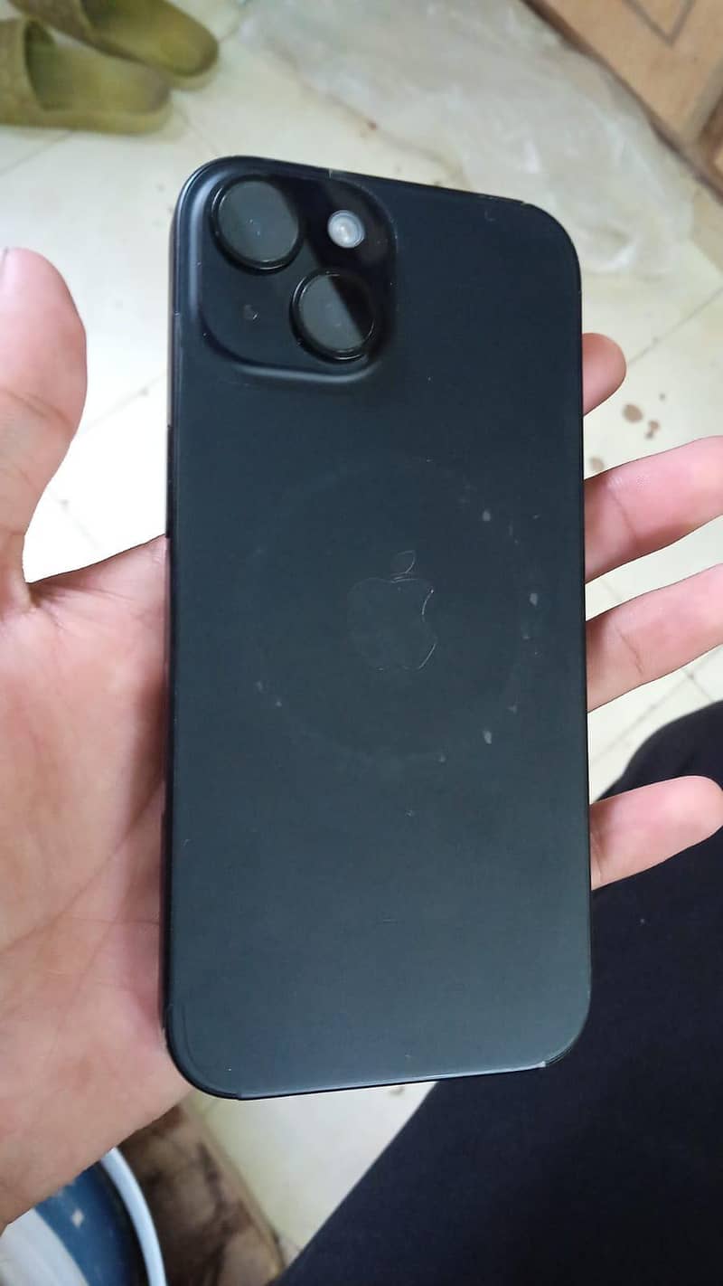 Apple iPhone 15 2