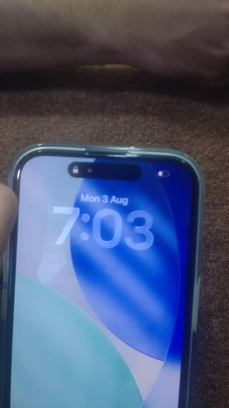 Apple iPhone 15 Pro 3