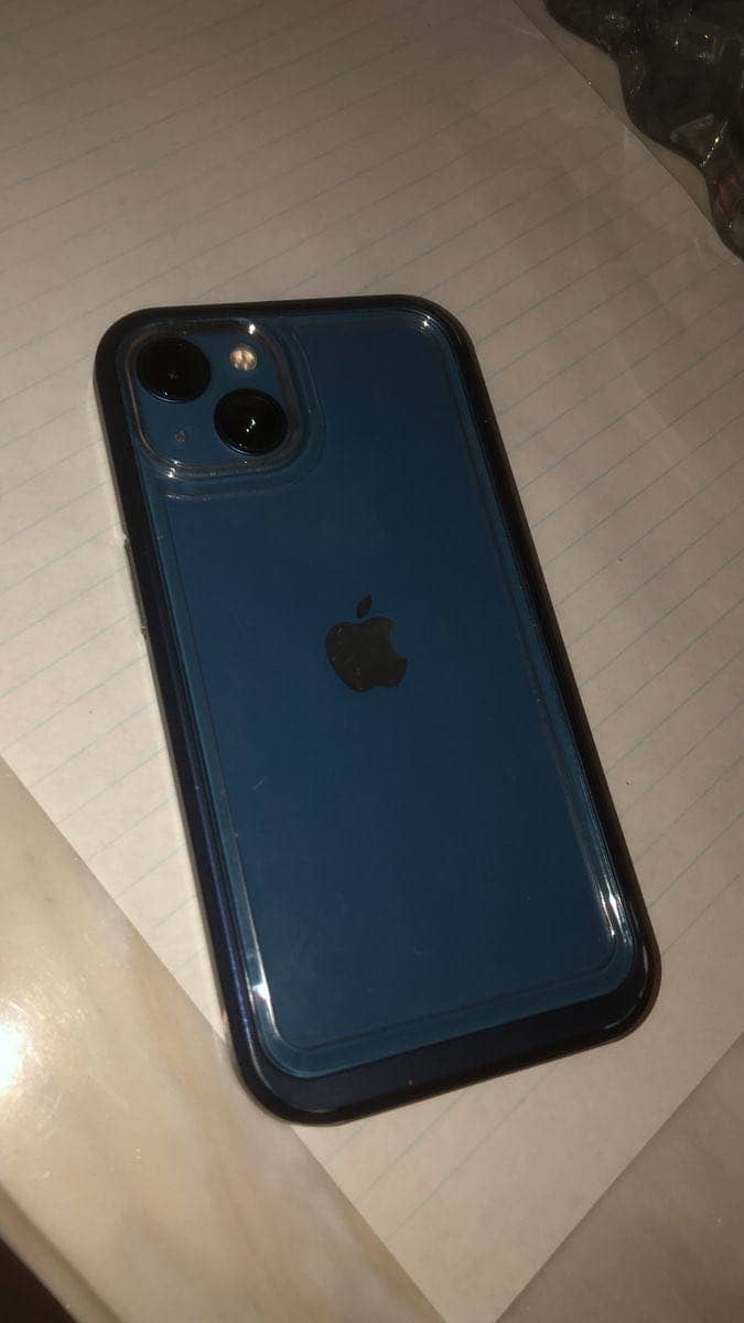 Apple iPhone 13 1