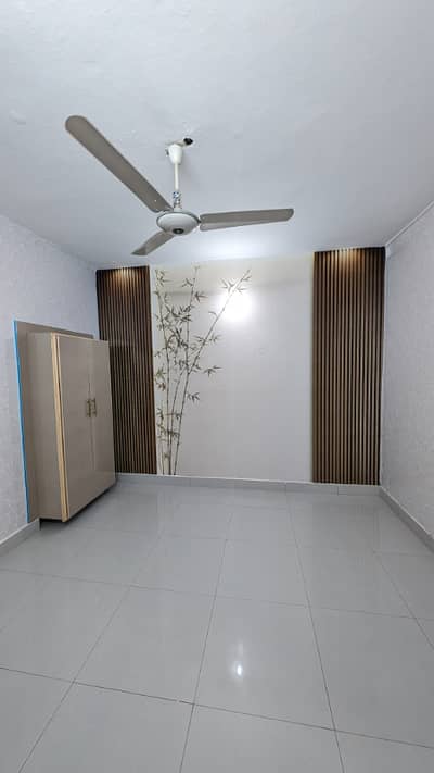 Apartment For Sale Madina Town Near Susan Road FDA Flat