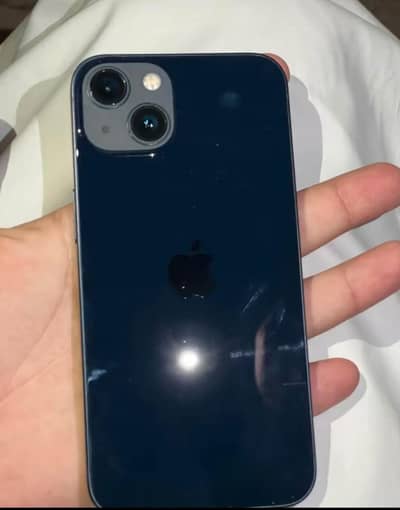 Apple iPhone 13
