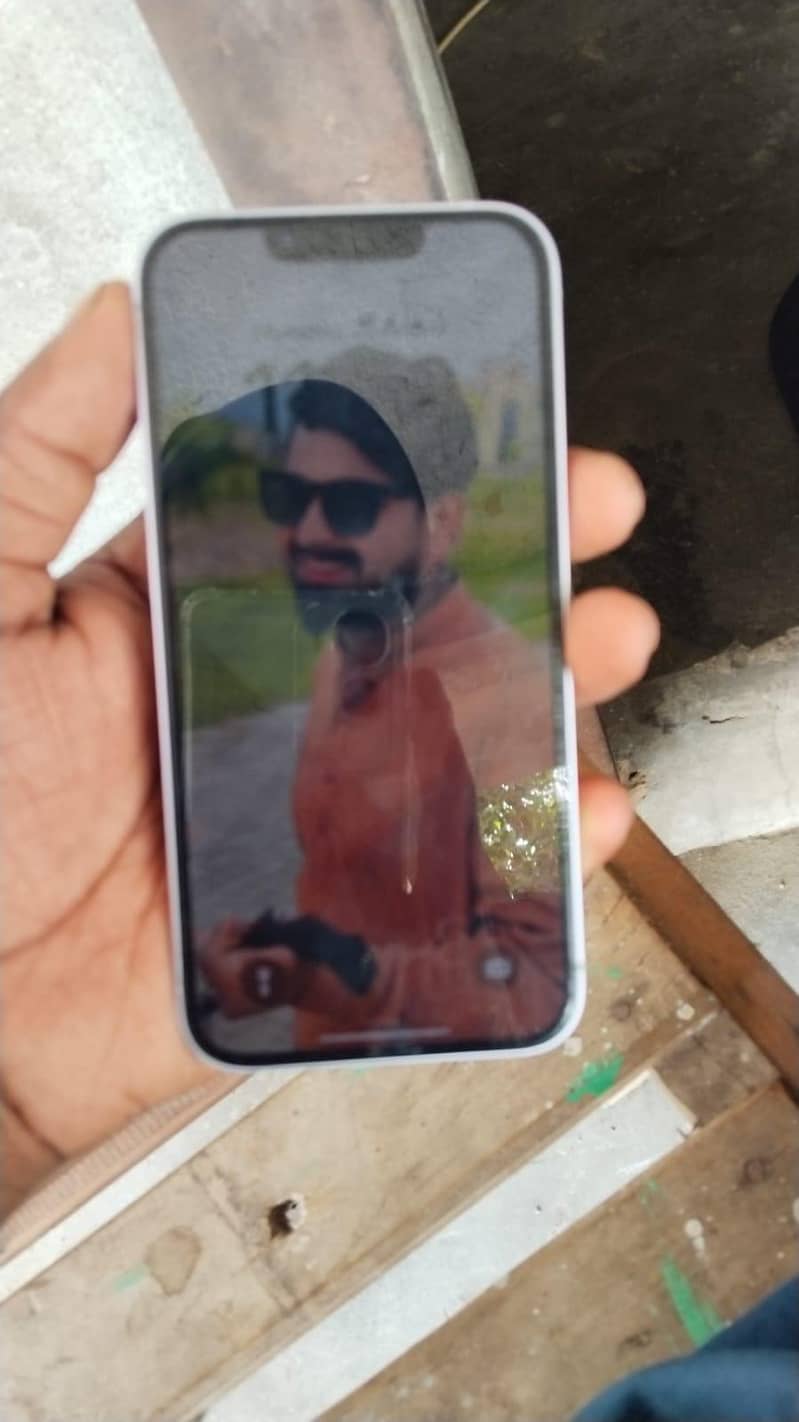 Apple iPhone 14 2