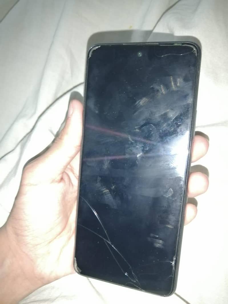 Infinix Note 11 Pro 4