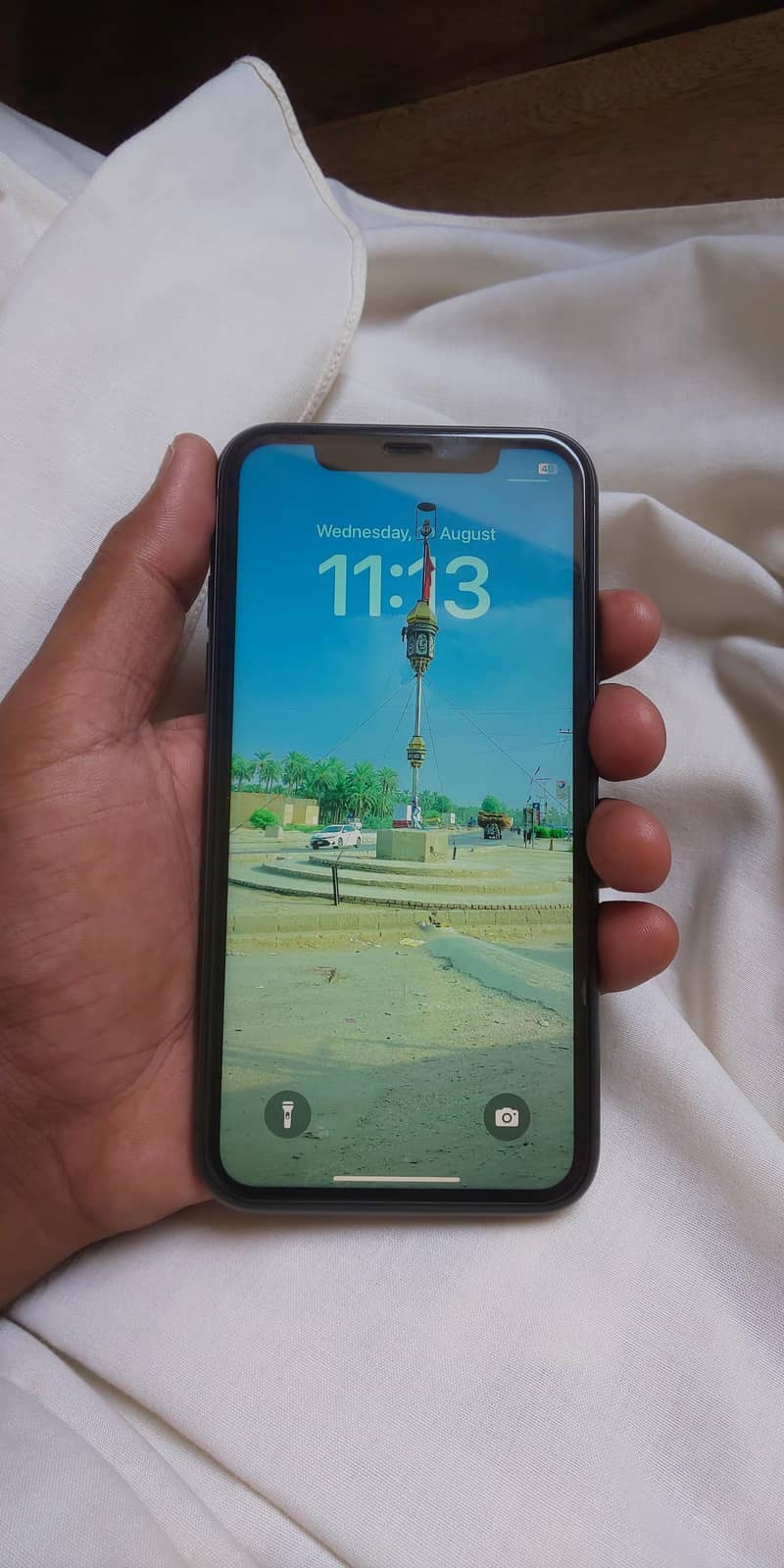 Apple iPhone 11 0