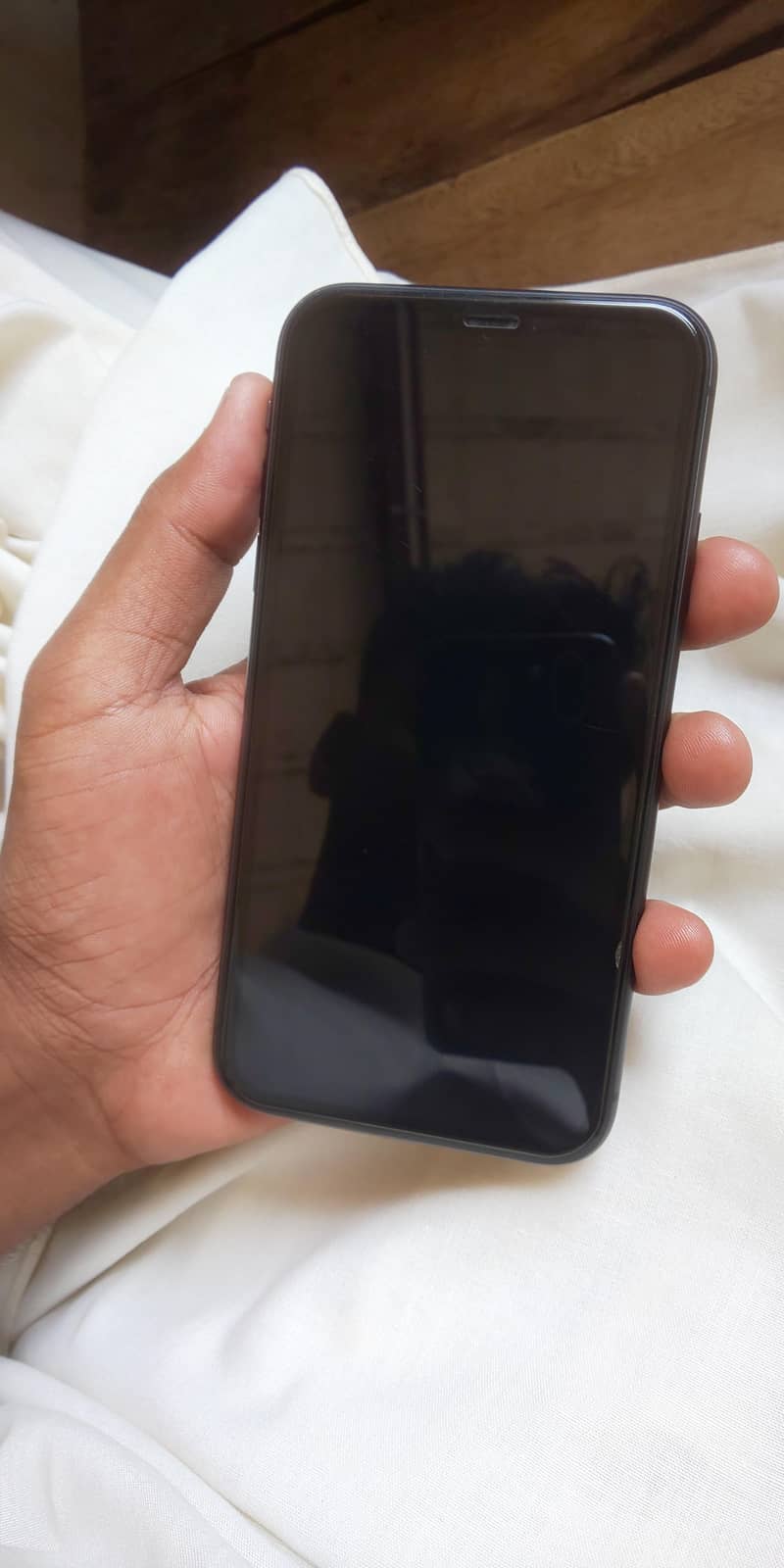 Apple iPhone 11 4