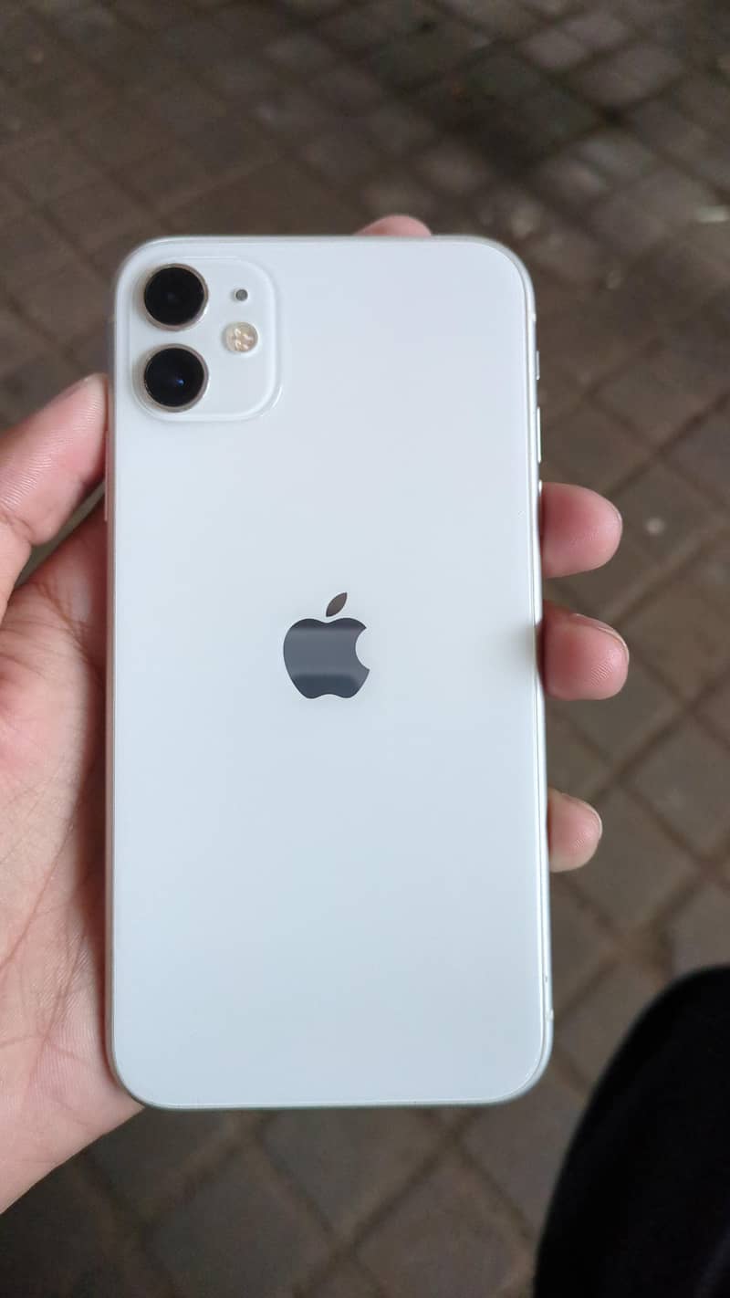 Apple iPhone 11 0