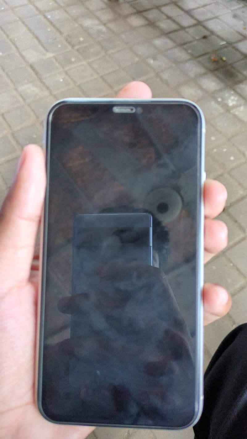 Apple iPhone 11 5