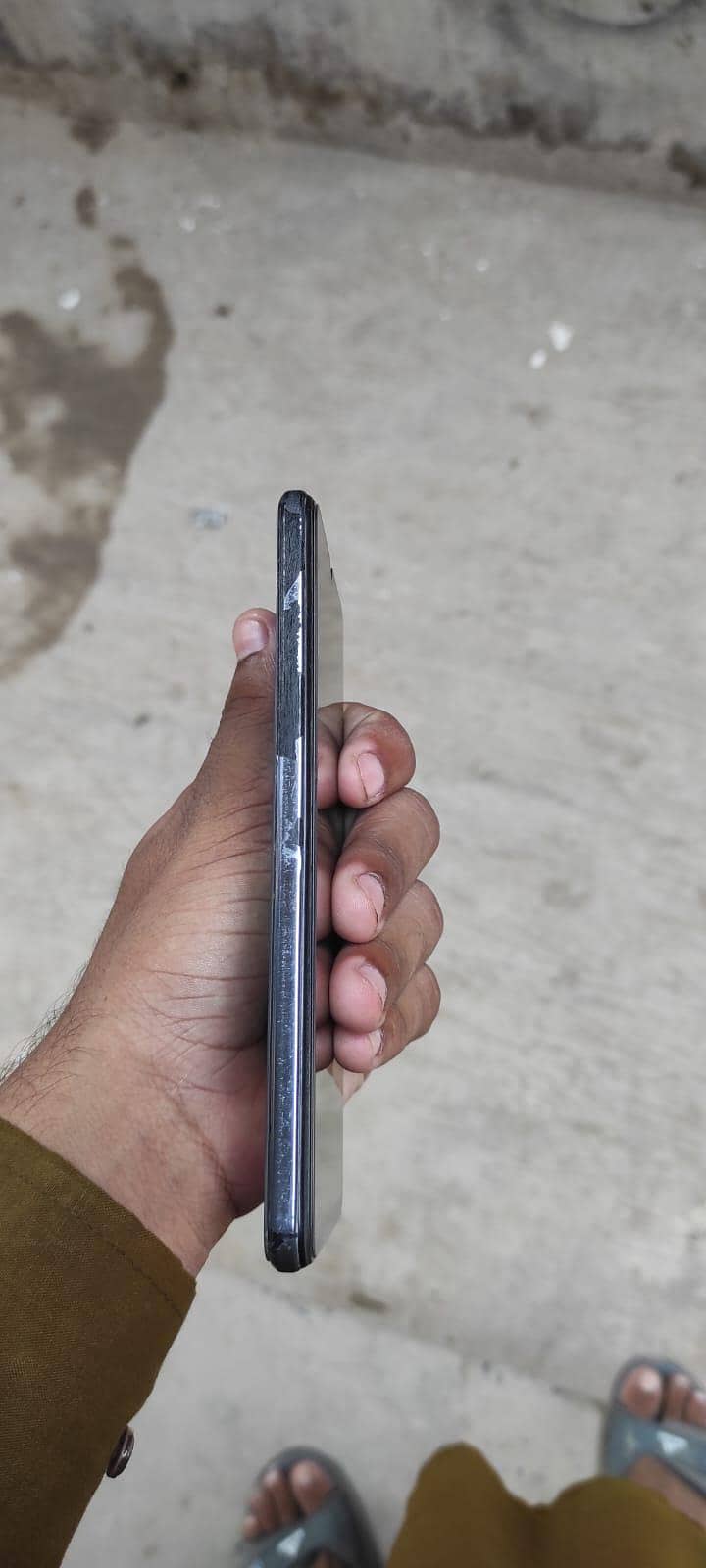 Vivo V21 4