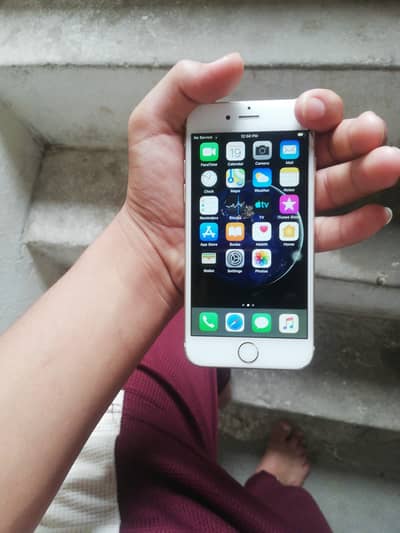 samsung a03s and iPhone 6s