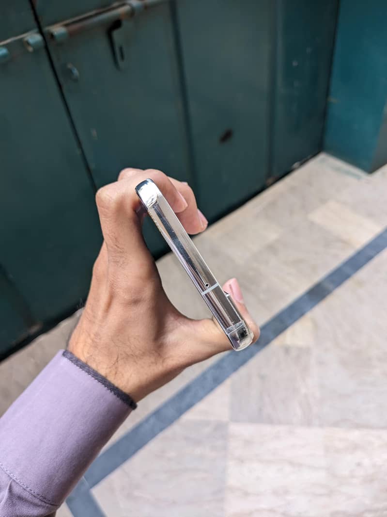 Samsung s22plus 3