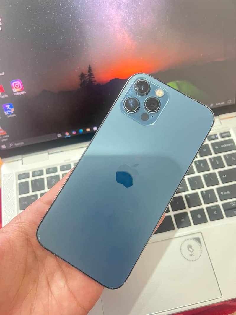Apple iPhone 12 Pro 2