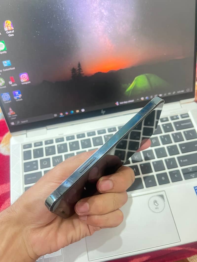 Apple iPhone 12 Pro 4