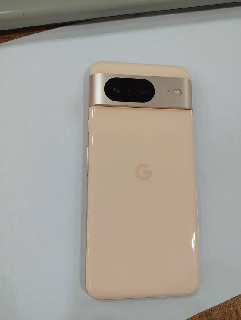 Google Pixel 8 4