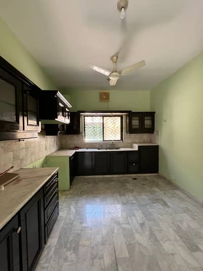 1 Kanal Upper Portion For Rent in DHA Phase 4