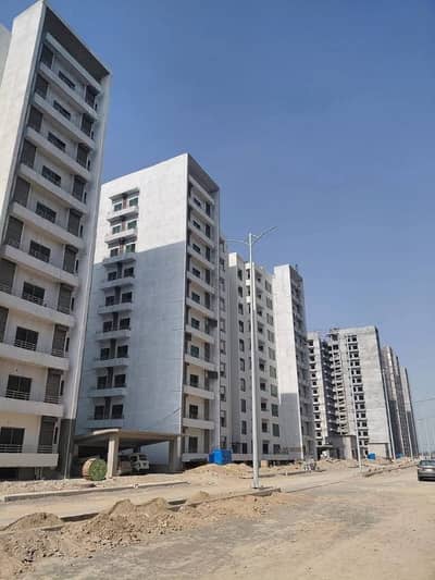 12 MARLA 4 BEDROOMS APARTMENT AVAILABLE FOR SALE