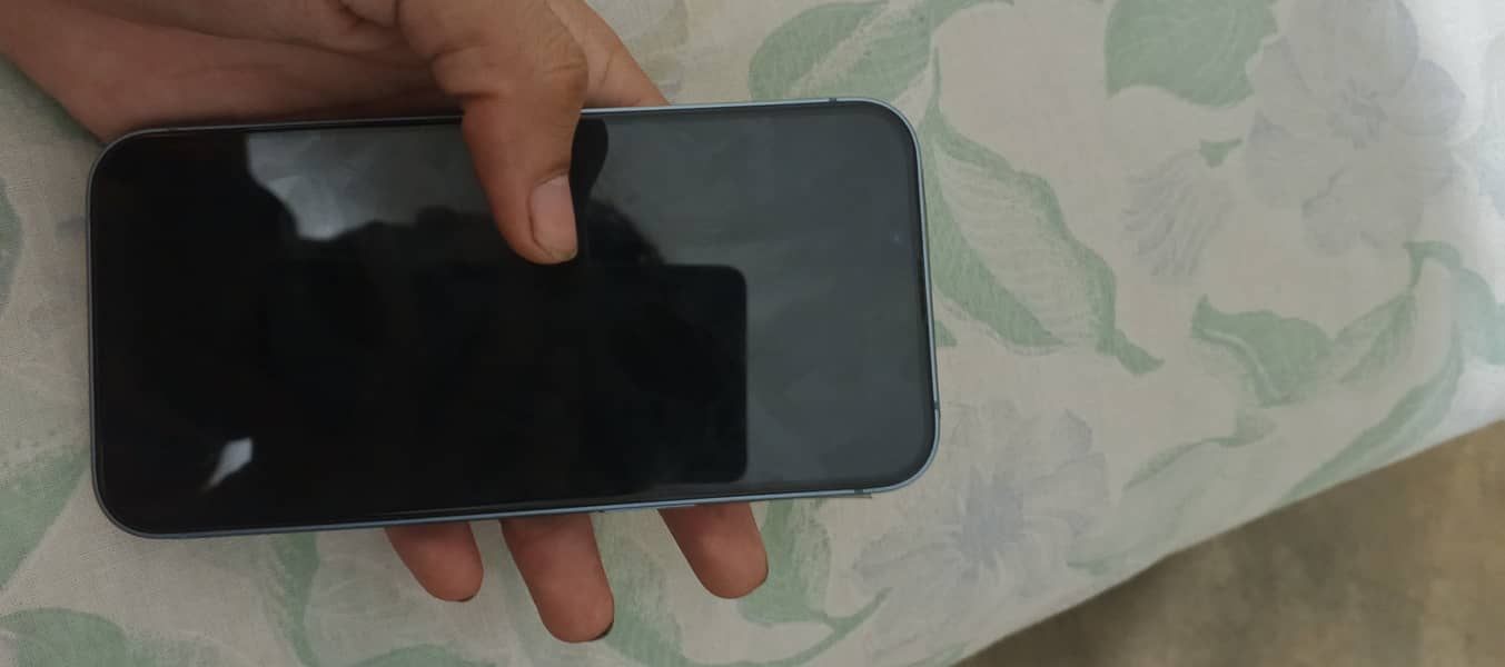 Apple iPhone 14 5