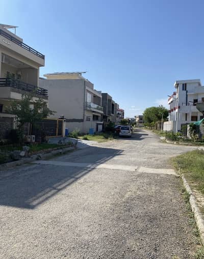 Gulberg Residencia Block E 1 Kanal Develp Possession Plot Avb For Sale